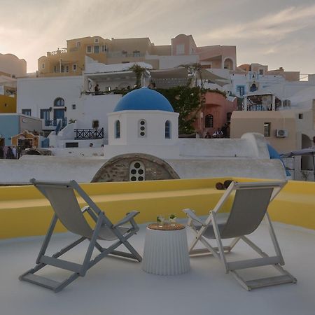 Ilivatos - Elegant Villa On The Caldera'S Edge Oia  Ngoại thất bức ảnh