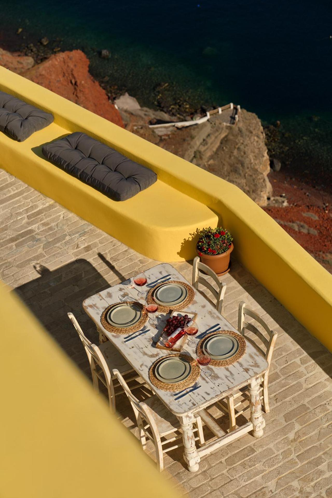 Ilivatos - Elegant Villa On The Caldera'S Edge Oia  Ngoại thất bức ảnh