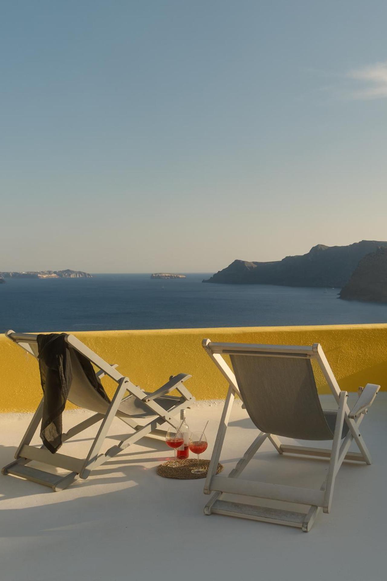 Ilivatos - Elegant Villa On The Caldera'S Edge Oia  Ngoại thất bức ảnh