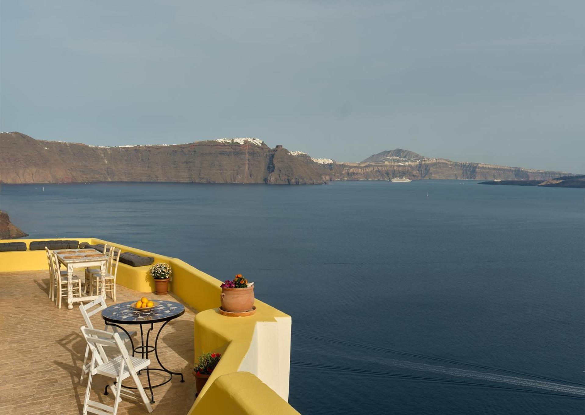 Ilivatos - Elegant Villa On The Caldera'S Edge Oia  Ngoại thất bức ảnh