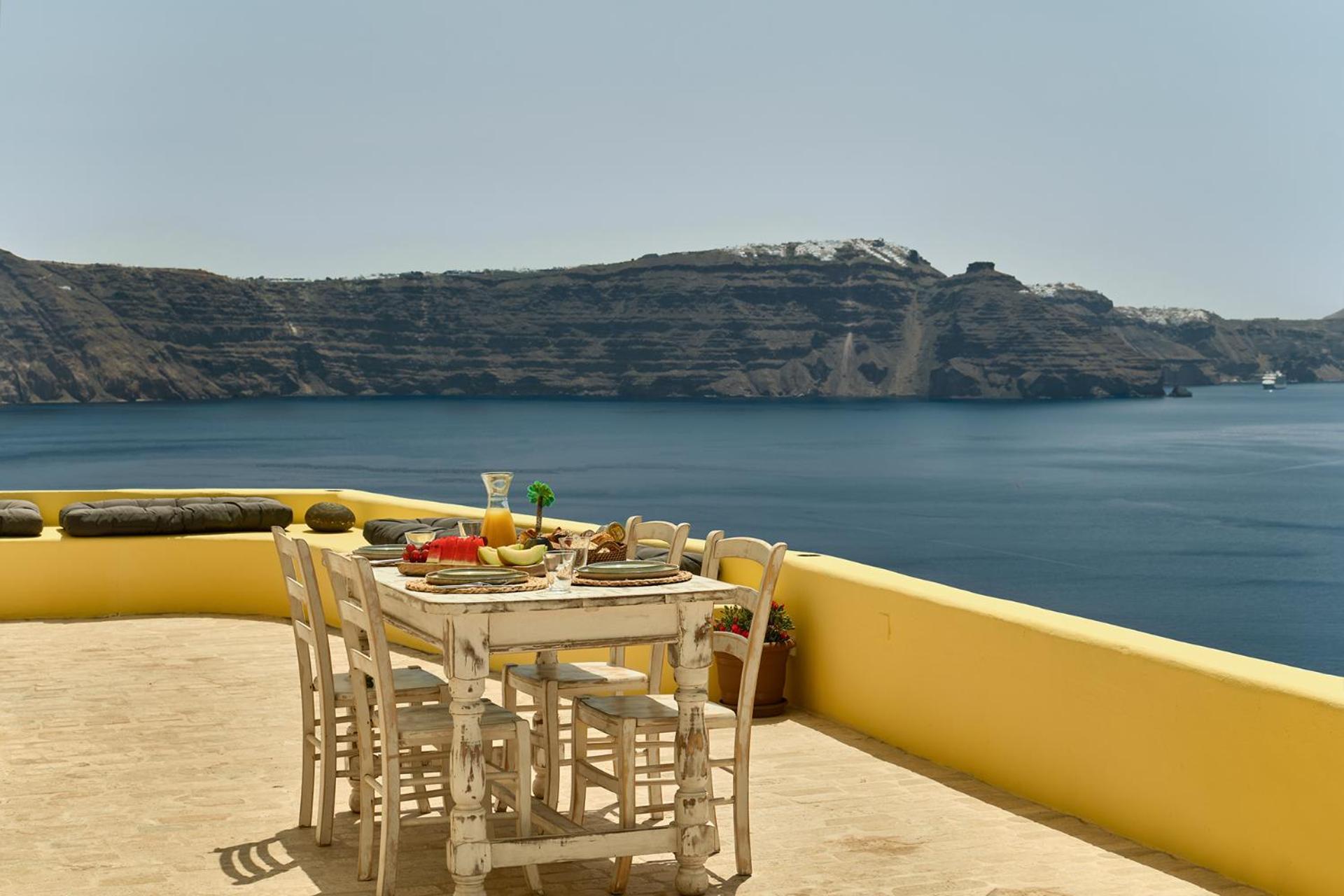 Ilivatos - Elegant Villa On The Caldera'S Edge Oia  Ngoại thất bức ảnh