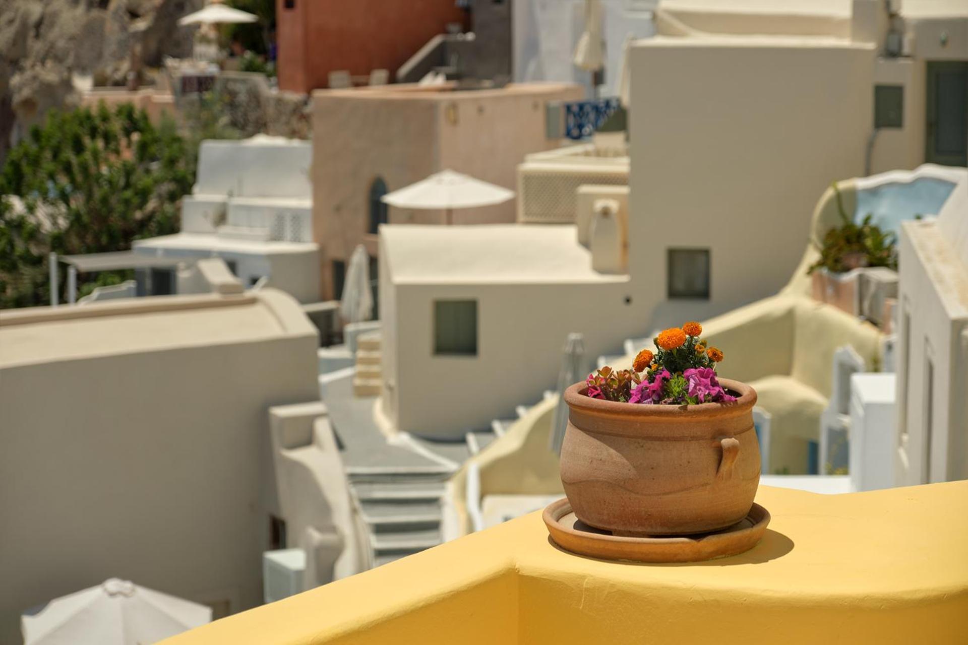 Ilivatos - Elegant Villa On The Caldera'S Edge Oia  Ngoại thất bức ảnh